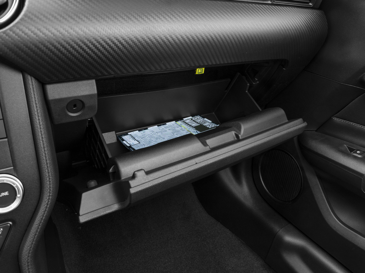 2017 Ford Mustang EcoBoost Premium + Heated & Cooled Front Seats