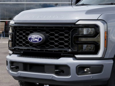 2027 Ford F-350SD F-350® Lariat®