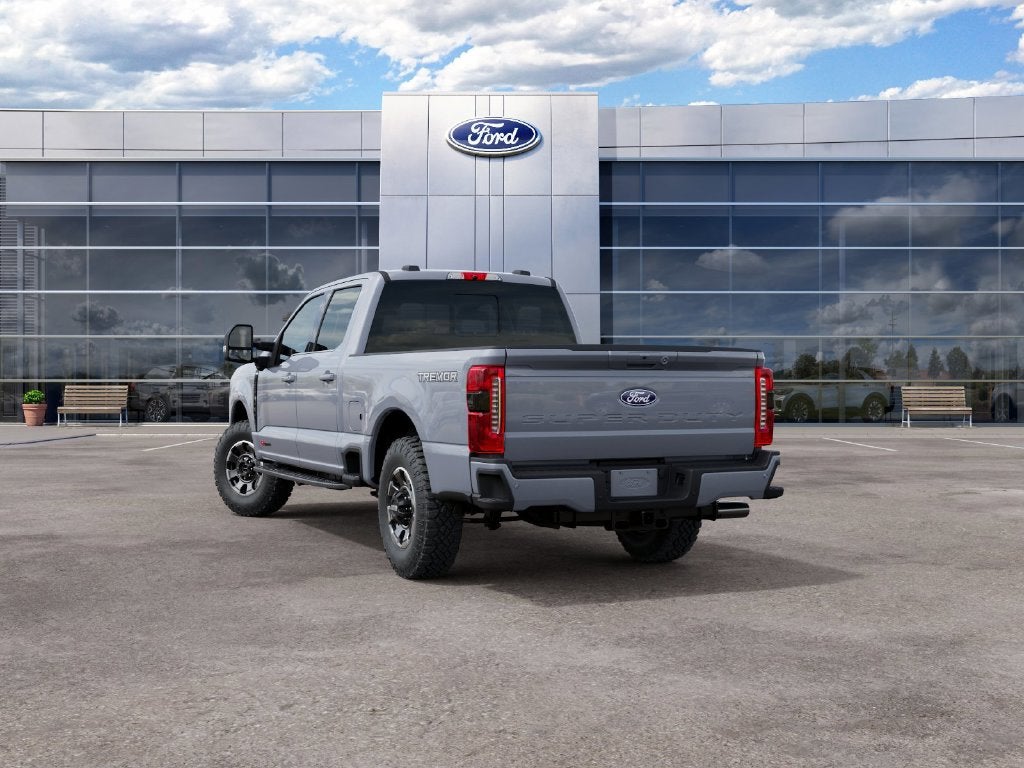 2027 Ford F-350SD F-350® Lariat®