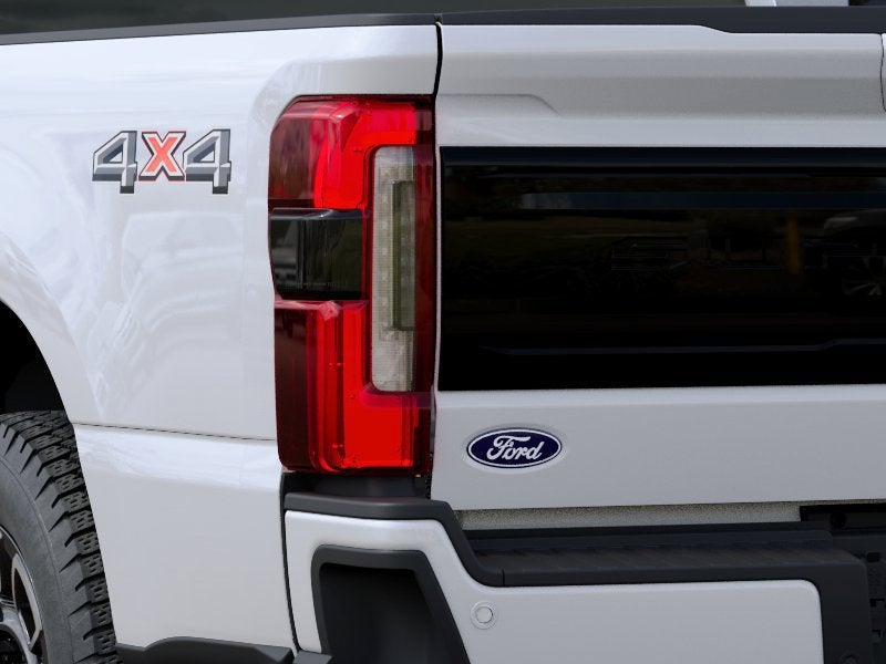 2027 Ford F-350SD F-350® Platinum®