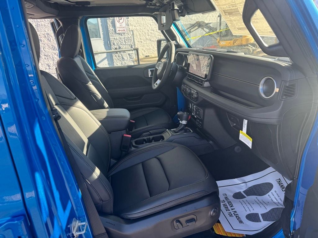 2025 Jeep Wrangler WRANGLER 4-DOOR SAHARA