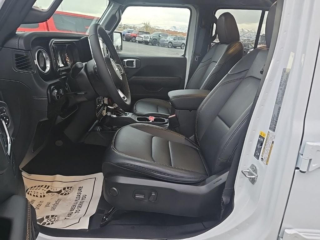 2025 Jeep Wrangler WRANGLER 4-DOOR SAHARA