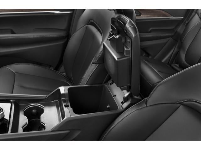 2027 Jeep Grand Cherokee GRAND CHEROKEE LAREDO ALTITUDE 4X4
