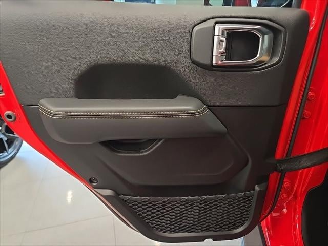 2025 Jeep Wrangler WRANGLER 4-DOOR RUBICON 392