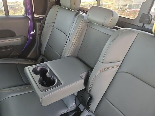 2026 Jeep Gladiator GLADIATOR MOJAVE X 4X4