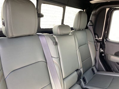 2025 Jeep Gladiator GLADIATOR MOJAVE 4X4