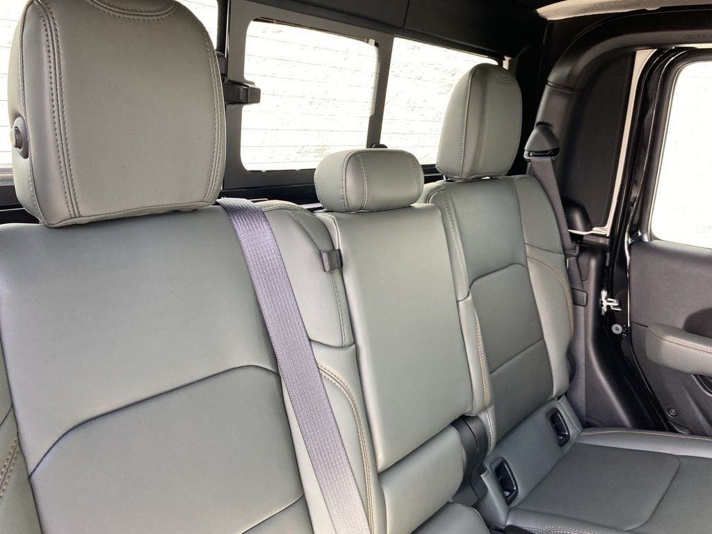 2025 Jeep Gladiator GLADIATOR MOJAVE 4X4