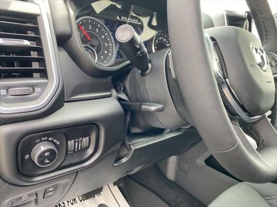 2025 RAM Ram 1500 RAM 1500 BIG HORN CREW CAB 4X4 5'7' BOX