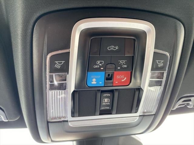 2025 RAM Ram 1500 RAM 1500 BIG HORN CREW CAB 4X4 5'7' BOX