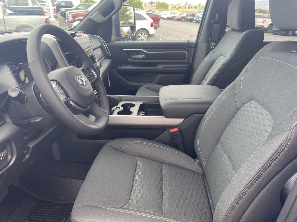 2025 RAM Ram 1500 RAM 1500 BIG HORN CREW CAB 4X4 5'7' BOX