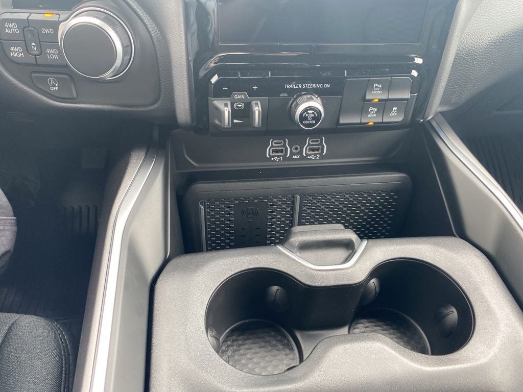 2025 RAM Ram 1500 RAM 1500 BIG HORN CREW CAB 4X4 5'7' BOX