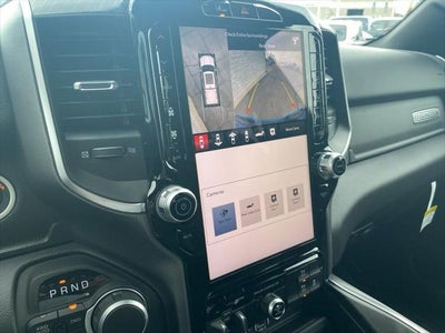 2025 RAM Ram 1500 RAM 1500 BIG HORN CREW CAB 4X4 5'7' BOX