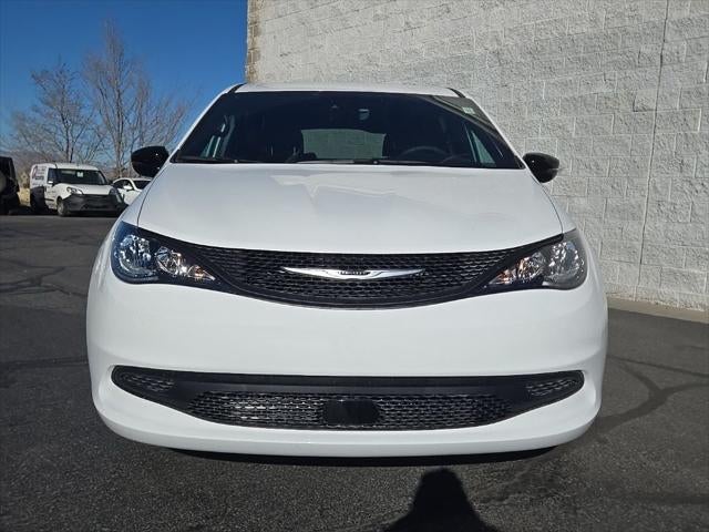 2026 Chrysler Voyager VOYAGER LX