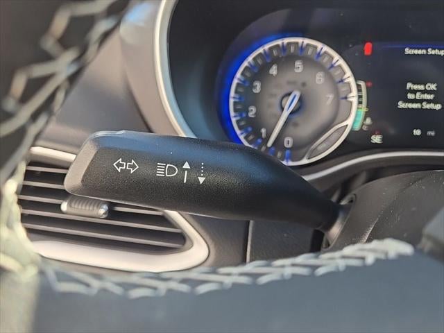 2026 Chrysler Voyager VOYAGER LX