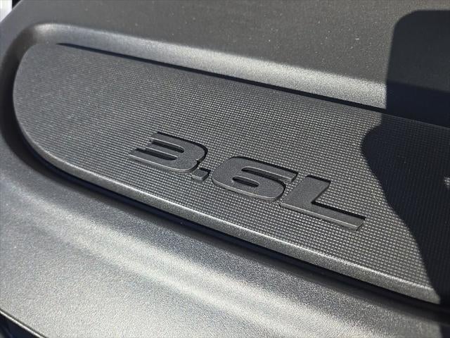 2026 Chrysler Voyager VOYAGER LX