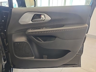 2026 Chrysler Pacifica PACIFICA LIMITED AWD