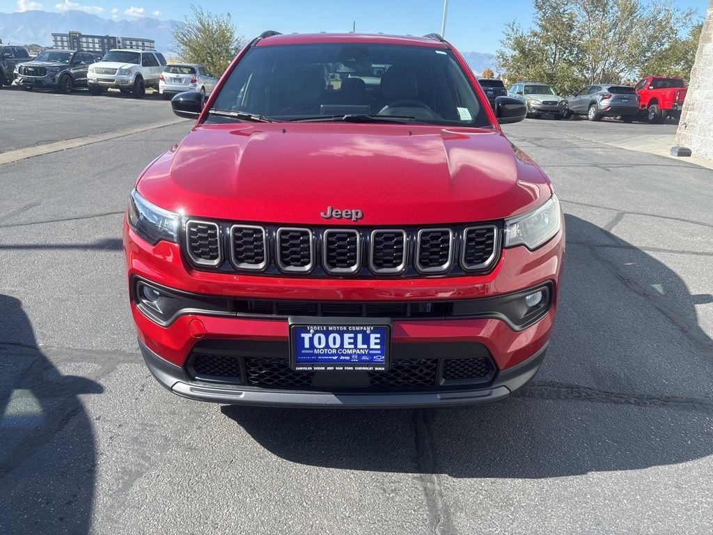 2025 Jeep Compass COMPASS LATITUDE 4X4