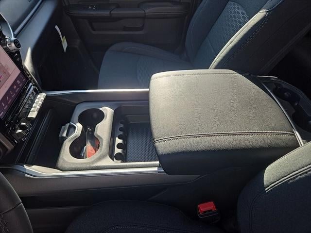 2026 RAM Ram 3500 RAM 3500 BIG HORN CREW CAB 4X4 6'4' BOX