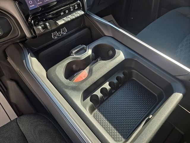 2026 RAM Ram 3500 RAM 3500 BIG HORN CREW CAB 4X4 6'4' BOX