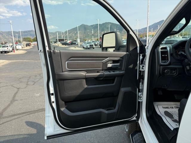 2026 RAM Ram 3500 RAM 3500 BIG HORN CREW CAB 4X4 6'4' BOX