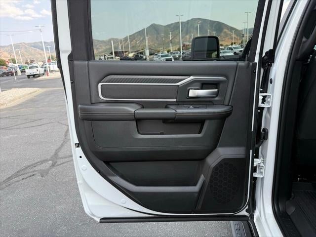 2026 RAM Ram 3500 RAM 3500 BIG HORN CREW CAB 4X4 6'4' BOX