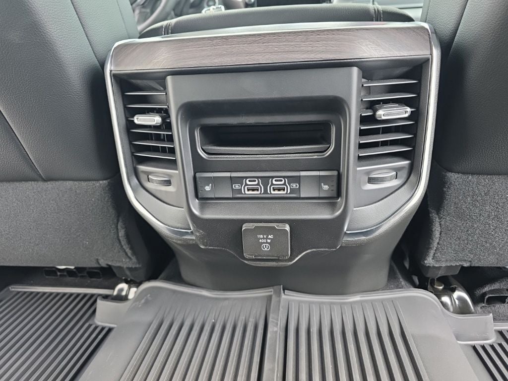 2026 RAM Ram 3500 RAM 3500 LARAMIE CREW CAB 4X4 6'4' BOX