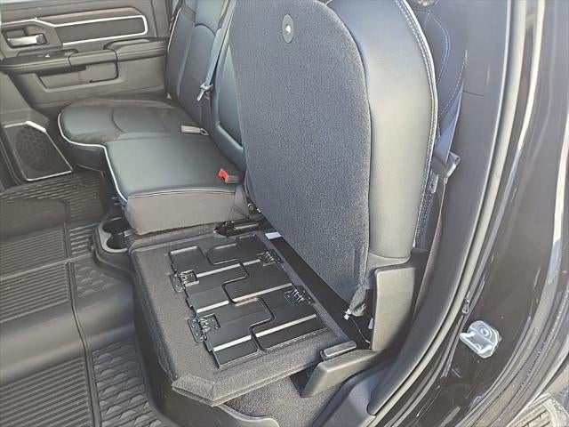 2026 RAM Ram 3500 RAM 3500 LARAMIE CREW CAB 4X4 6'4' BOX