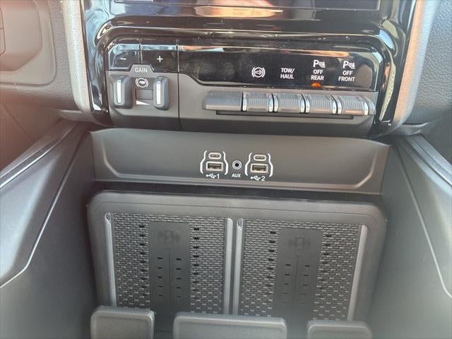 2026 RAM Ram 3500 RAM 3500 BIG HORN CREW CAB 4X4 8' BOX