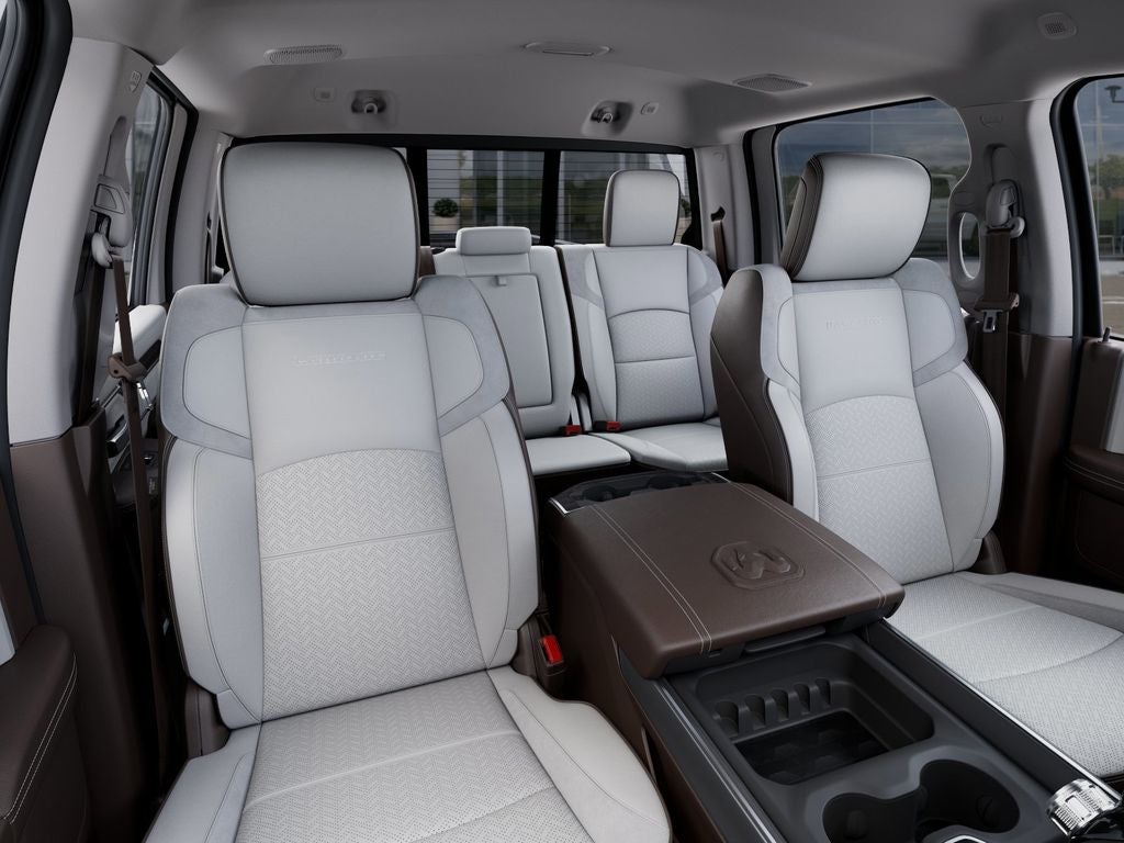 2026 RAM Ram 3500 RAM 3500 LARAMIE CREW CAB 4X4 8' BOX