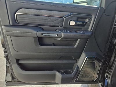 2026 RAM Ram 3500 RAM 3500 LIMITED MEGA CAB 4X4 6'4' BOX