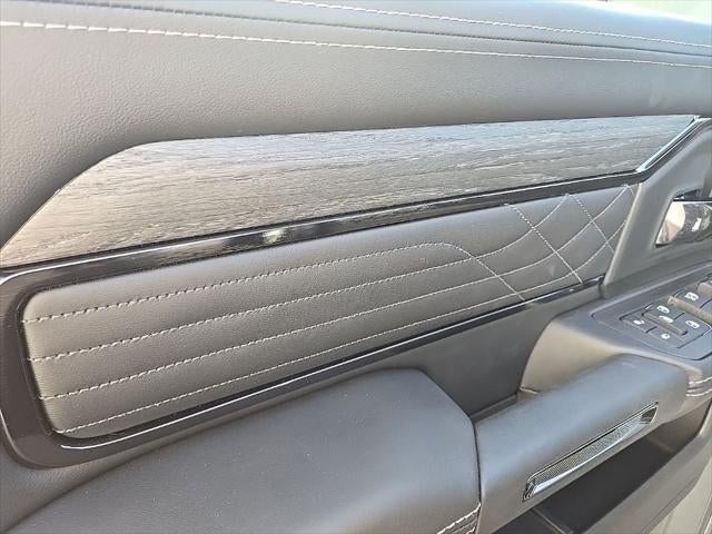 2026 RAM Ram 3500 RAM 3500 LIMITED MEGA CAB 4X4 6'4' BOX