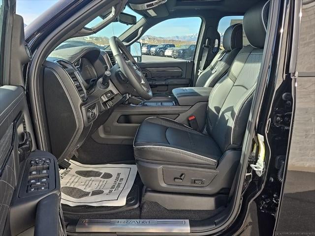 2026 RAM Ram 3500 RAM 3500 LIMITED MEGA CAB 4X4 6'4' BOX