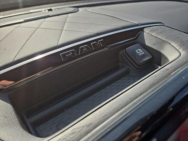 2026 RAM Ram 3500 RAM 3500 LIMITED MEGA CAB 4X4 6'4' BOX