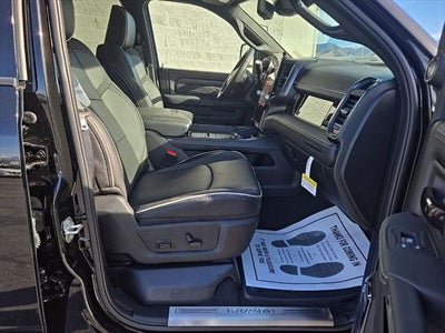 2026 RAM Ram 3500 RAM 3500 LIMITED MEGA CAB 4X4 6'4' BOX