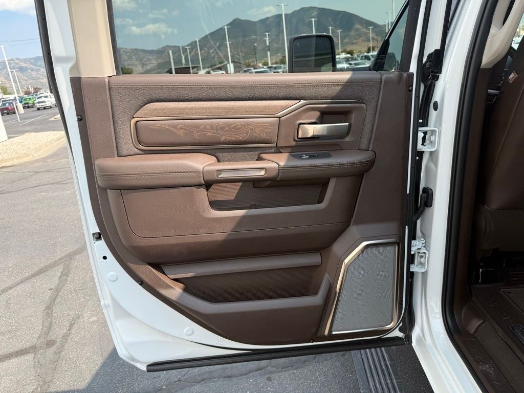 2026 RAM Ram 2500 RAM 2500 LIMITED LONGHORN CREW CAB 4X4 6'4' BOX