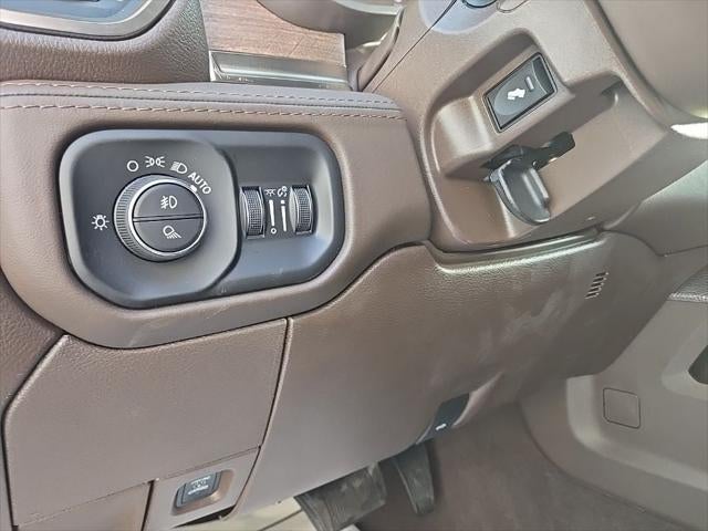 2026 RAM Ram 3500 RAM 3500 LIMITED LONGHORN CREW CAB 4X4 8' BOX