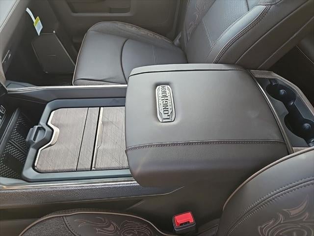 2026 RAM Ram 3500 RAM 3500 LIMITED LONGHORN CREW CAB 4X4 8' BOX