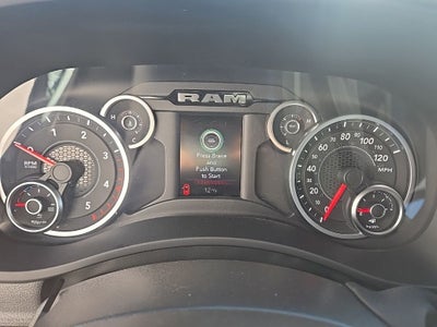 2026 RAM Ram 5500 Chassis Cab RAM 5500 TRADESMAN CHASSIS CREW CAB 4X4 84' CA