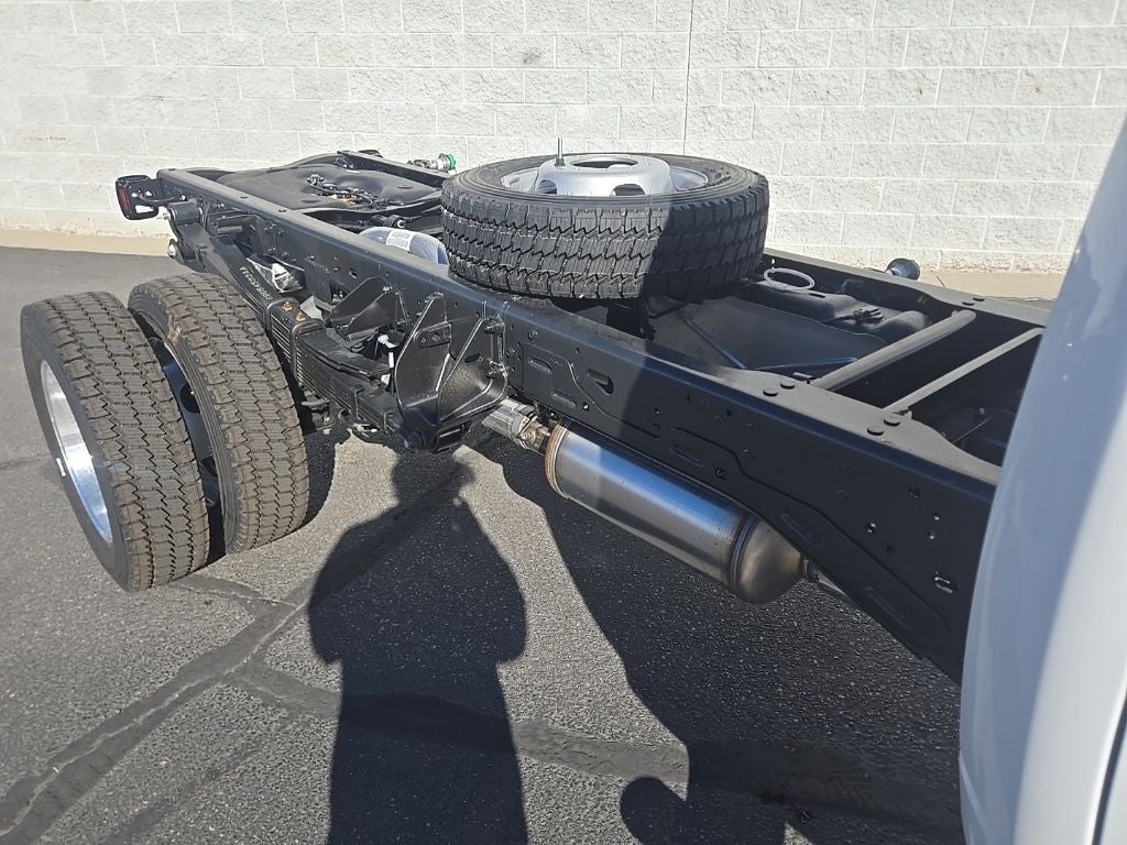 2026 RAM Ram 5500 Chassis Cab RAM 5500 TRADESMAN CHASSIS CREW CAB 4X4 84' CA