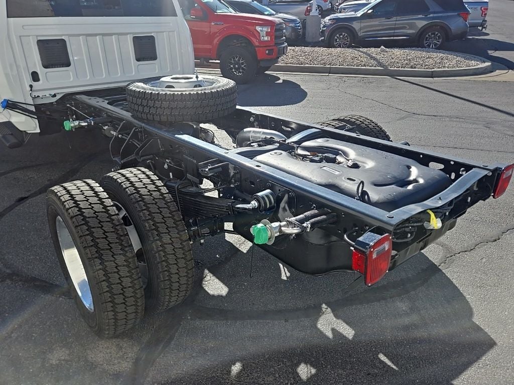 2026 RAM Ram 5500 Chassis Cab RAM 5500 TRADESMAN CHASSIS CREW CAB 4X4 84' CA