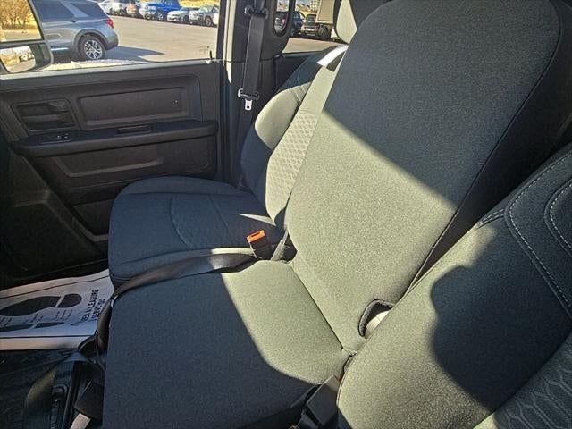 2026 RAM Ram 5500 Chassis Cab RAM 5500 TRADESMAN CHASSIS CREW CAB 4X4 84' CA