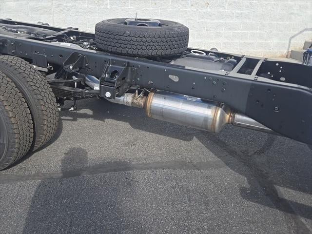 2026 RAM Ram 3500 Chassis Cab RAM 3500 TRADESMAN CHASSIS REGULAR CAB 4X2 84' CA