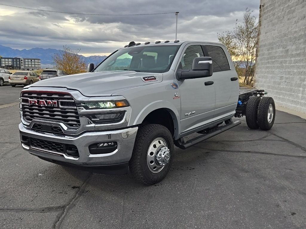 2026 RAM Ram 3500 Chassis Cab RAM 3500 BIG HORN CREW CAB CHASSIS 4X4 60' CA