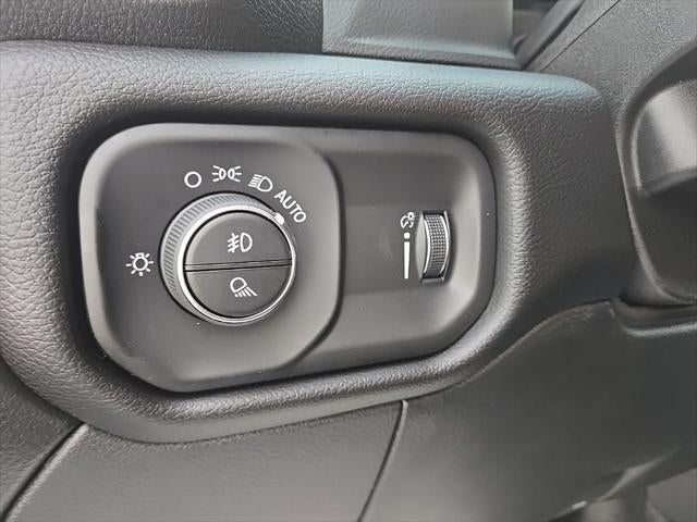 2026 RAM Ram 3500 Chassis Cab RAM 3500 BIG HORN CREW CAB CHASSIS 4X4 60' CA