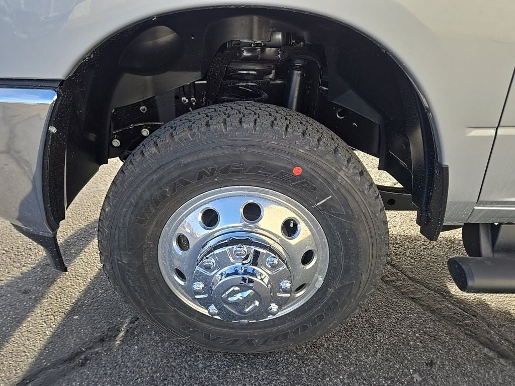 2026 RAM Ram 3500 Chassis Cab RAM 3500 BIG HORN CREW CAB CHASSIS 4X4 60' CA