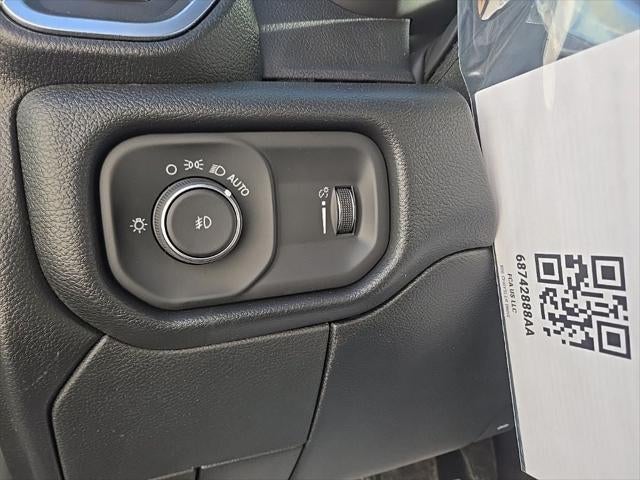 2026 RAM Ram 3500 Chassis Cab RAM 3500 BIG HORN CREW CAB CHASSIS 4X4 60' CA