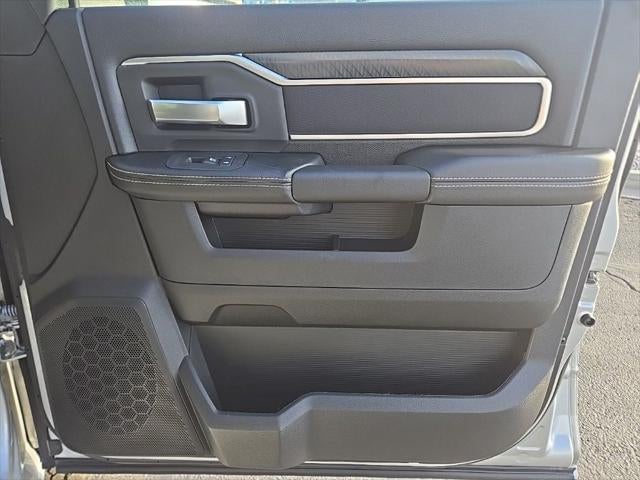 2026 RAM Ram 3500 Chassis Cab RAM 3500 BIG HORN CREW CAB CHASSIS 4X4 60' CA