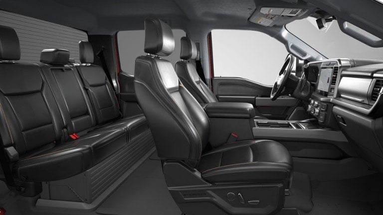 2026 Ford Super Duty F-350® Lariat®