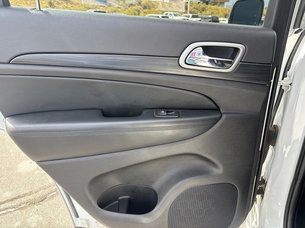 2020 Jeep Grand Cherokee Altitude - Photo 27