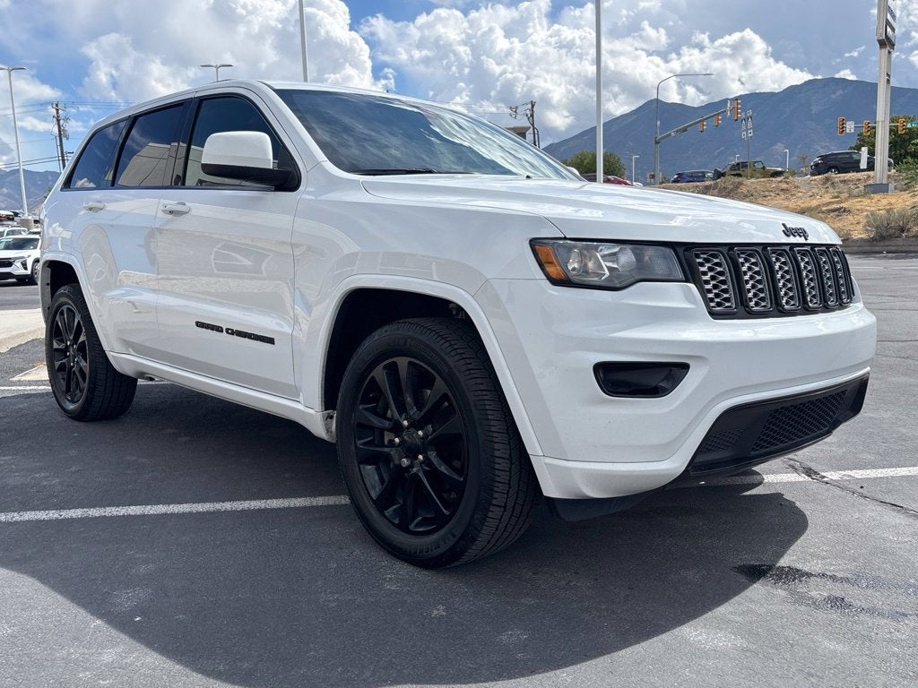 2020 Jeep Grand Cherokee Altitude - Photo 6